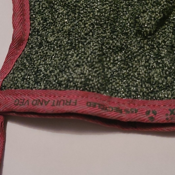 - Norwex Fruit and Veg mitt - Picture 3 of 3